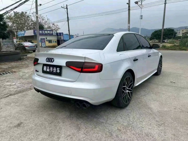 佛山13年奥迪A4L8