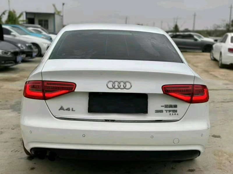 佛山13年奥迪A4L8