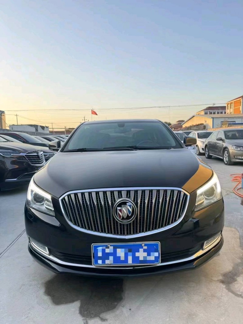 青岛13年别克君越1