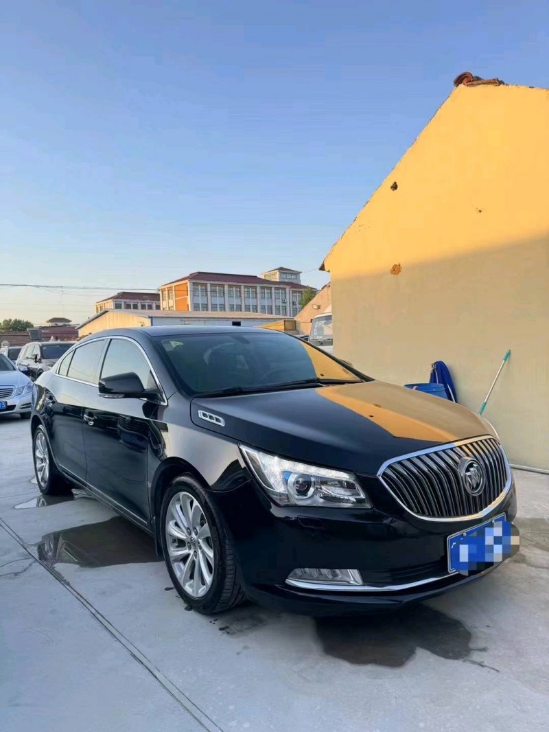 青岛13年别克君越3