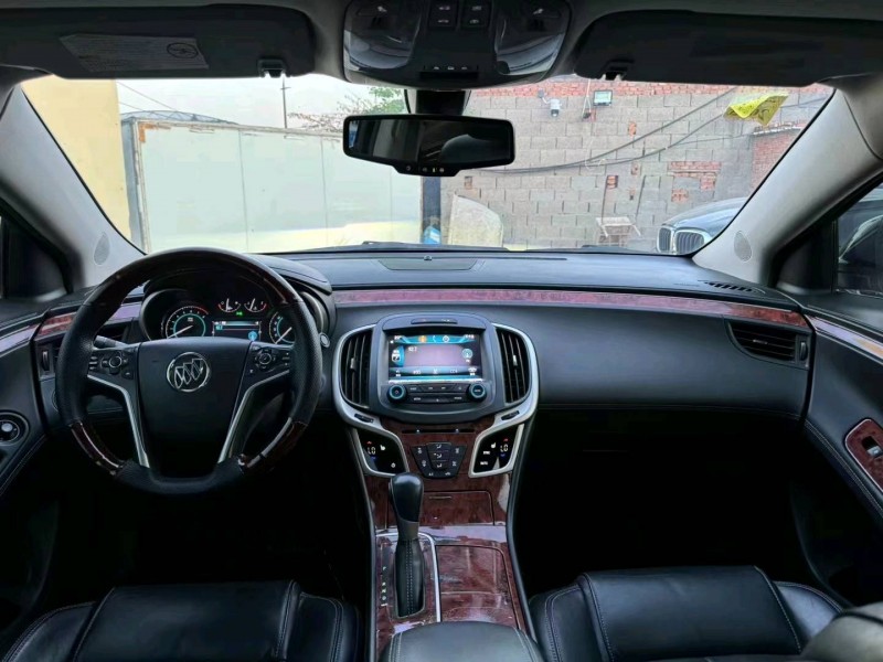 青岛13年别克君越6