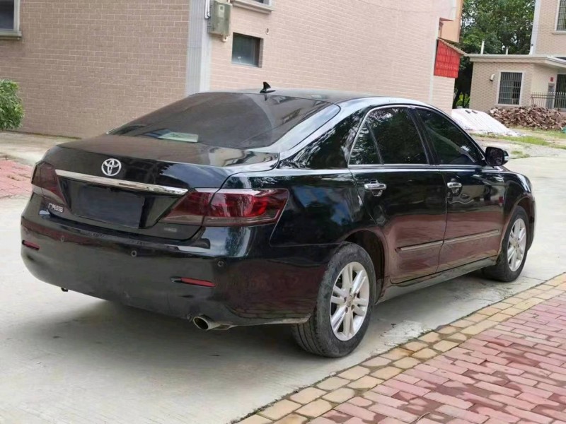 佛山10年丰田凯美瑞9