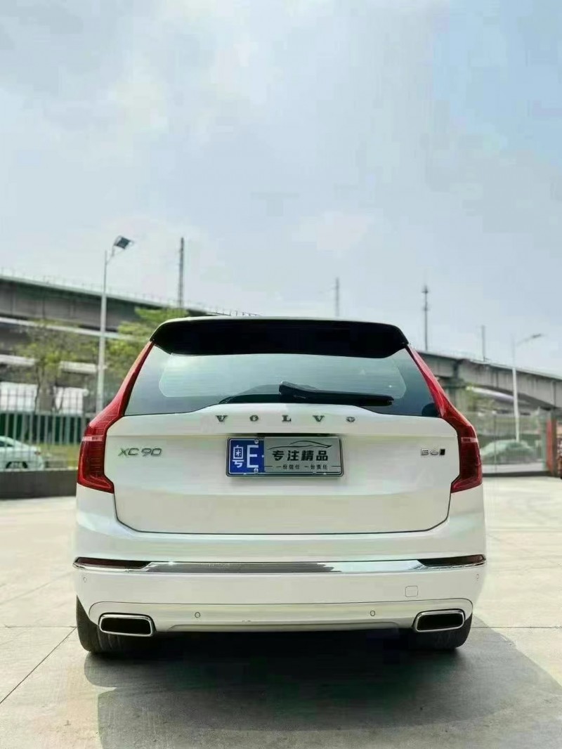 佛山20年沃尔沃XC909