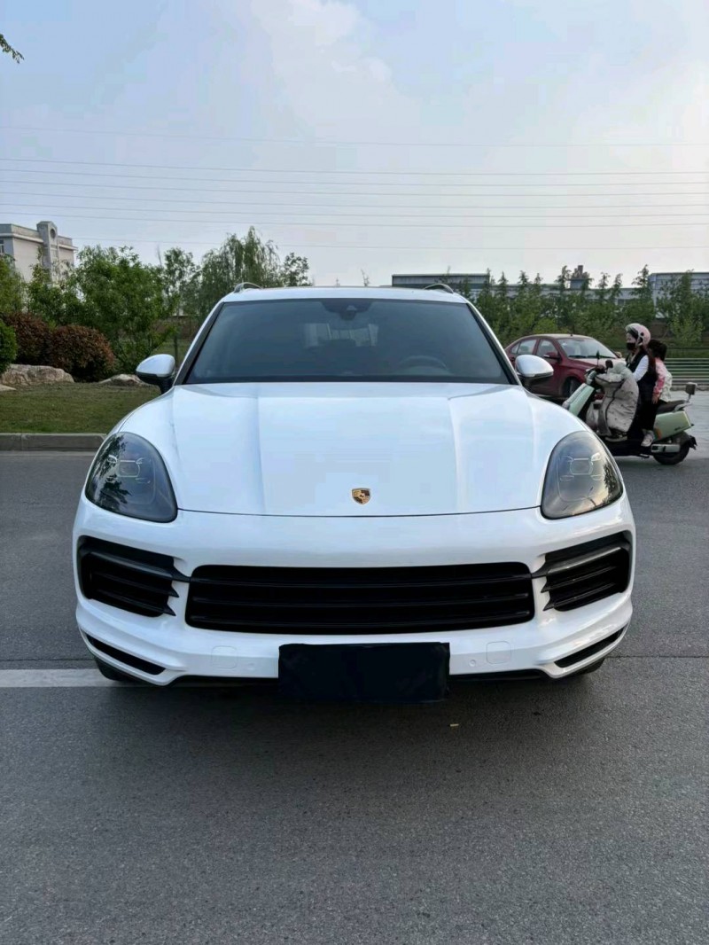宿迁17年保时捷Macan1