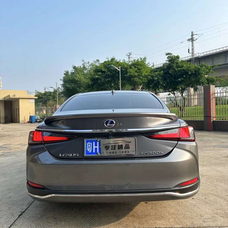 佛山20年雷克萨斯ES9