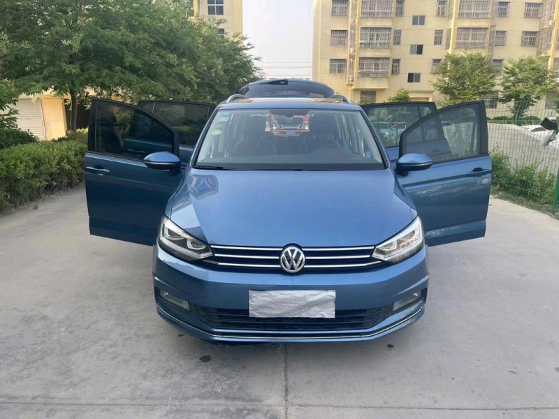 徐州17年大众途安6