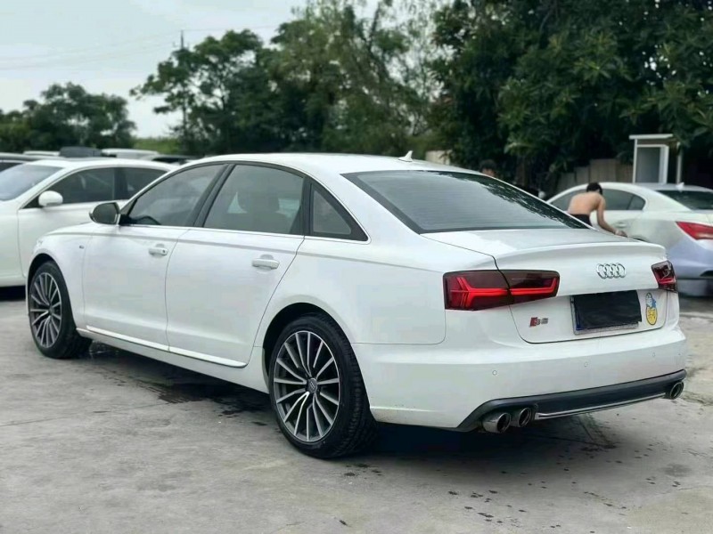 佛山13年奥迪A6L7