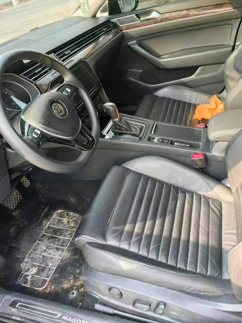 保定19年大众迈腾5