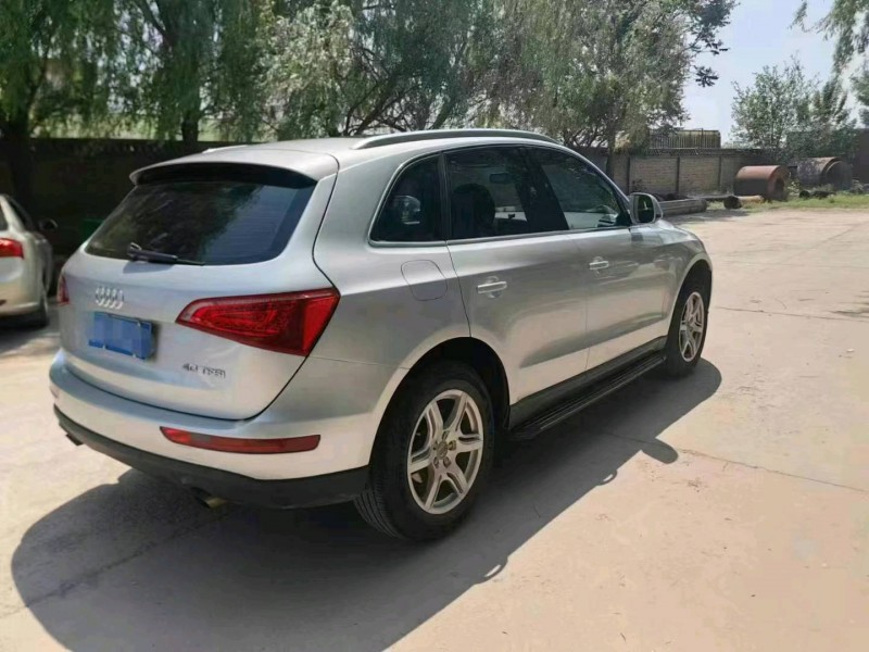 保定12年奥迪Q54