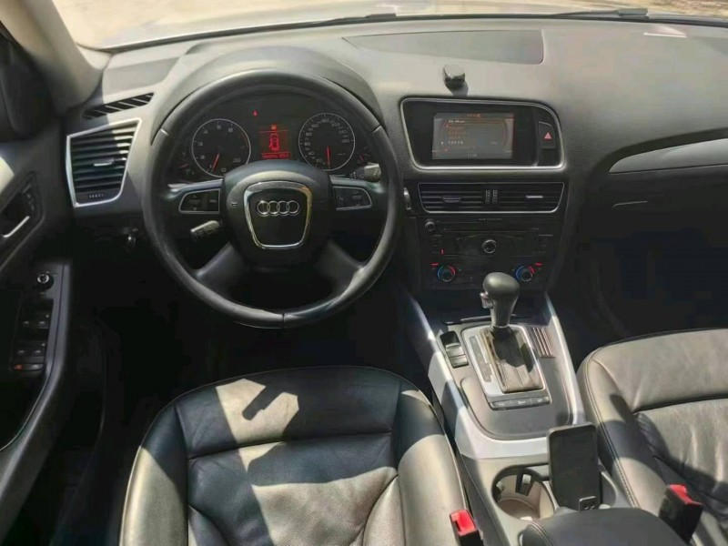 保定12年奥迪Q57