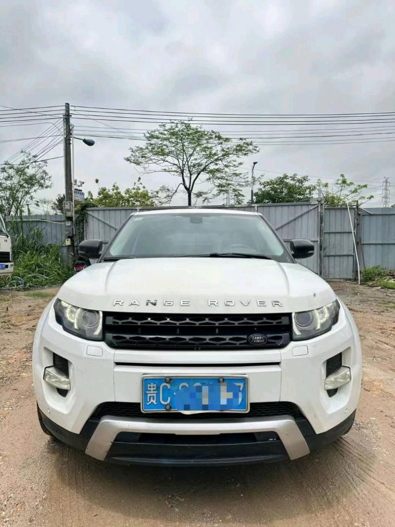 广州13年路虎极光1