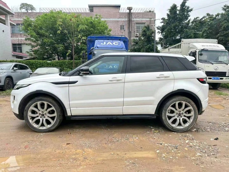 广州13年路虎极光3