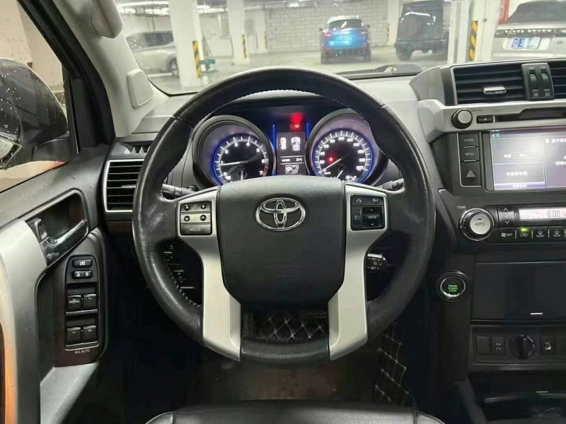 佛山17年丰田普拉多6