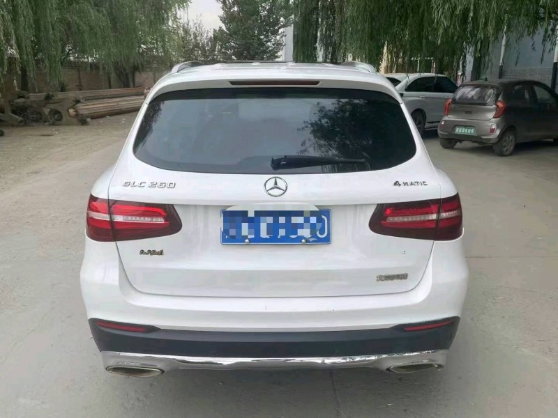 保定16年奔驰GLC9