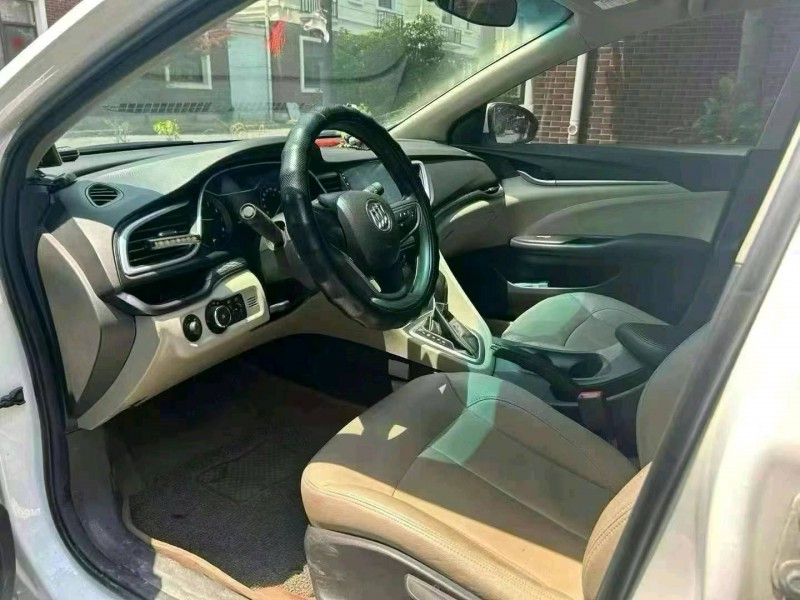 苏州17年别克英朗7