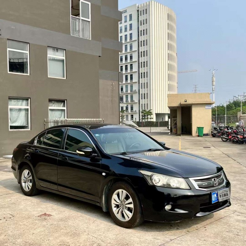 佛山10年本田雅阁2