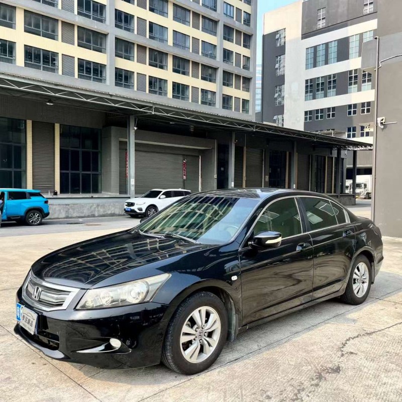 佛山10年本田雅阁3