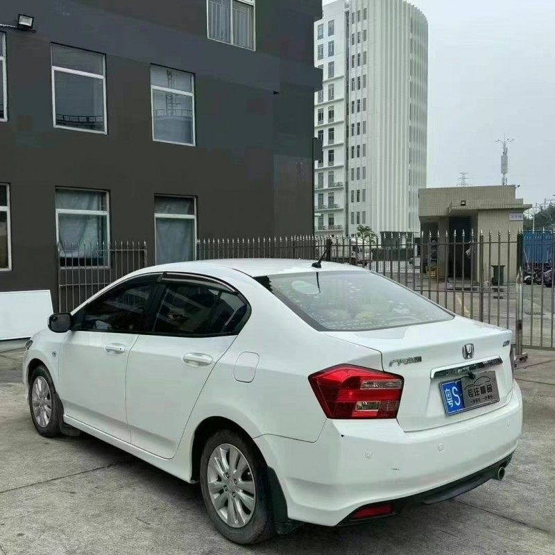 佛山13年本田锋范8