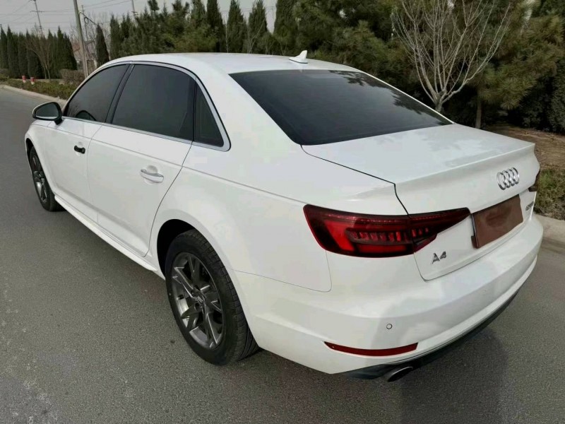 东营18年奥迪A4L9