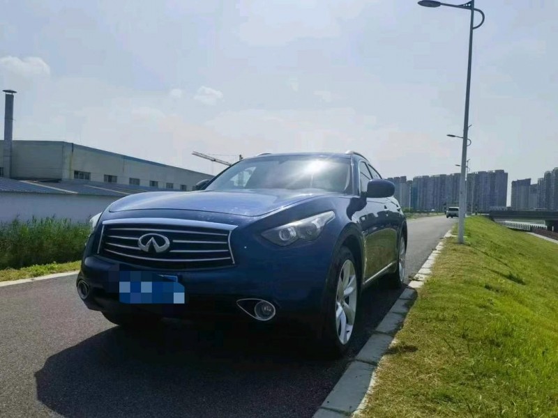 徐州14年英菲尼迪QX703