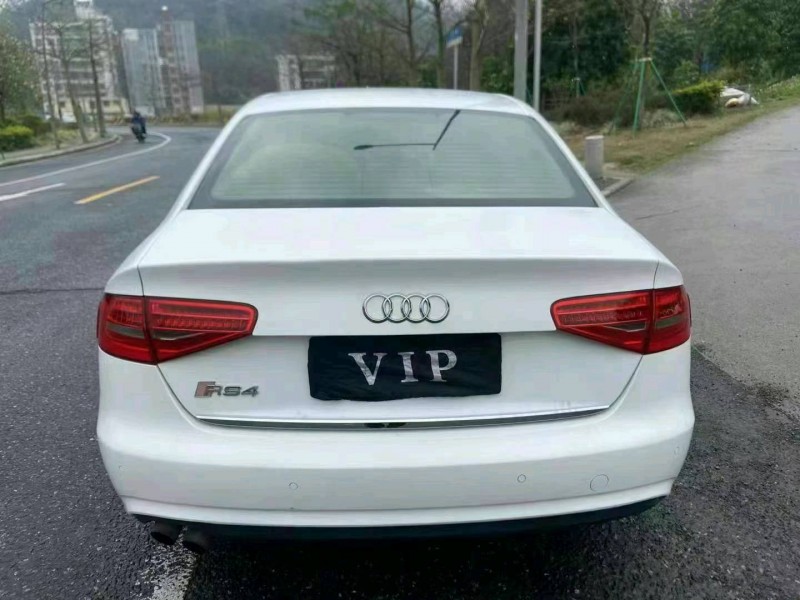 广州12年奥迪A4L5