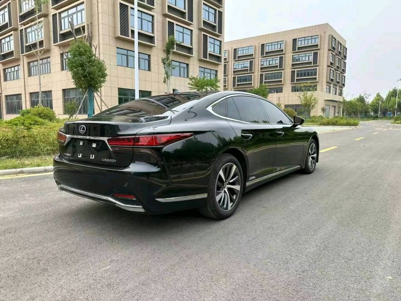 徐州22年雷克萨斯LS8