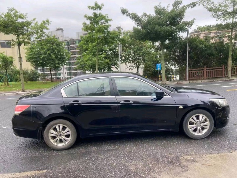 广州09年本田雅阁4