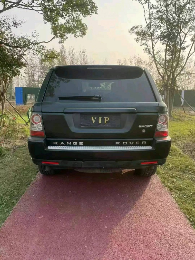 徐州11年路虎揽胜运动9