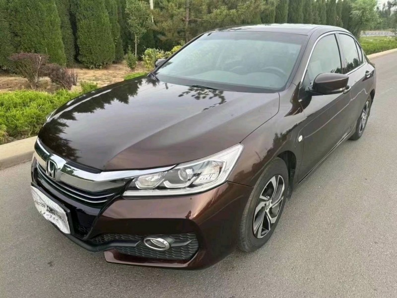 东营17年本田雅阁2