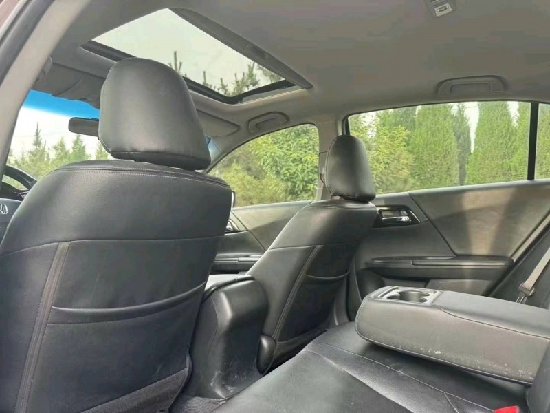 东营17年本田雅阁7