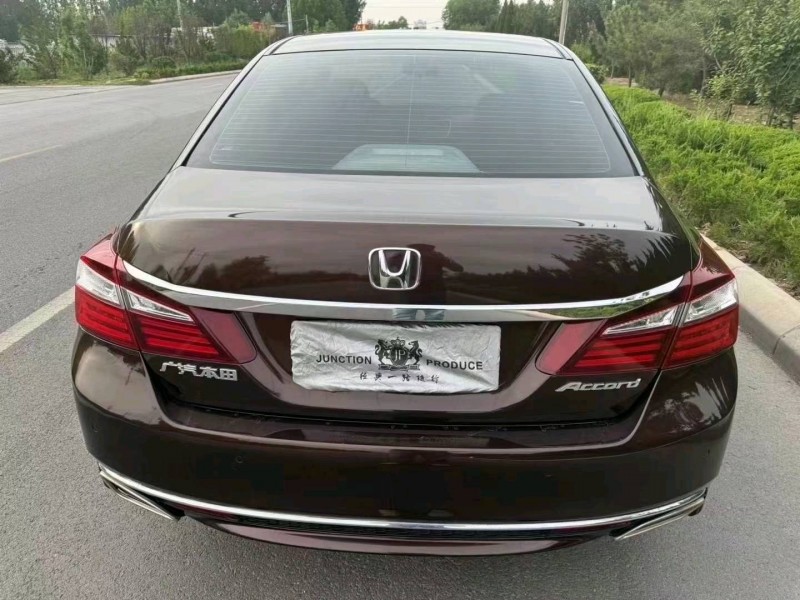 东营17年本田雅阁8