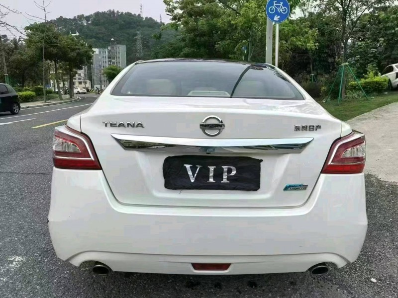 广州13年日产天籁5