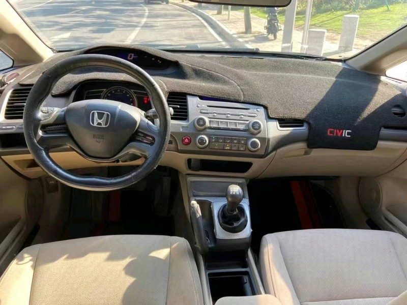 广州09年本田思域7