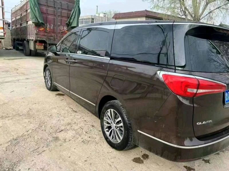 东营17年别克GL89