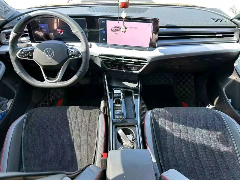 保定23年大众凌渡7