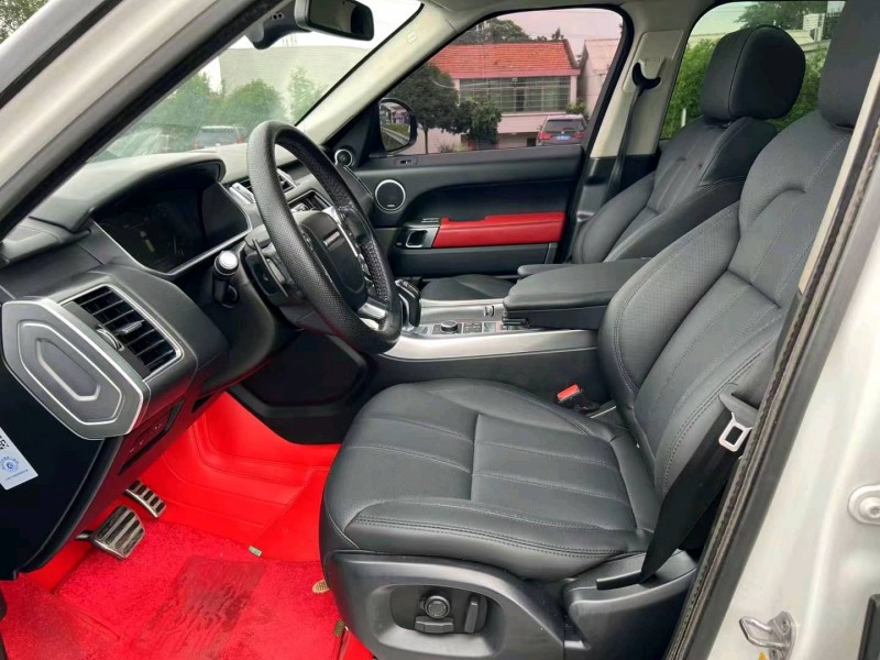 岳阳17年路虎揽胜运动6