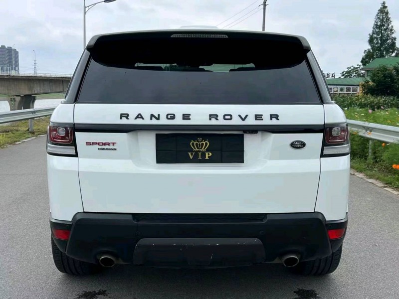 岳阳17年路虎揽胜运动8