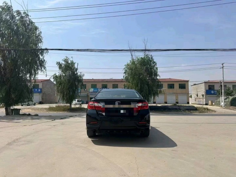 保定13年丰田凯美瑞7