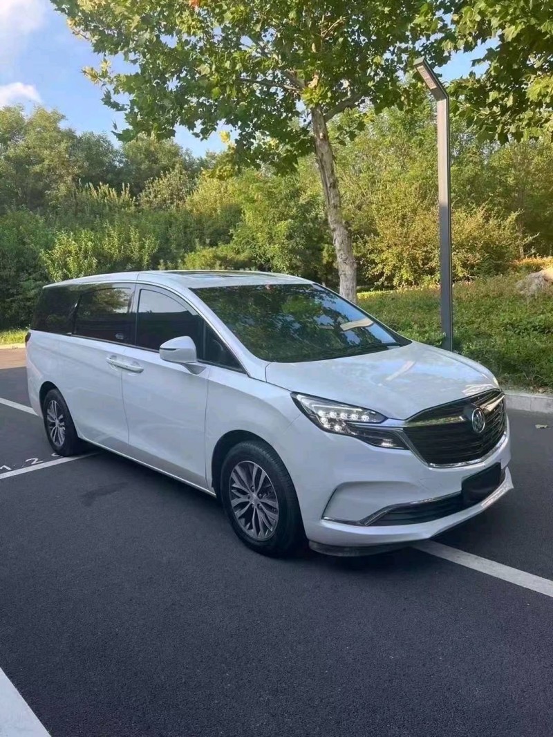 济宁20年别克GL82