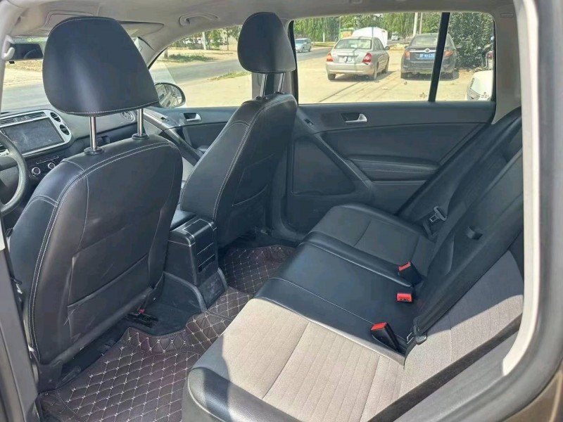 保定16年大众途观5