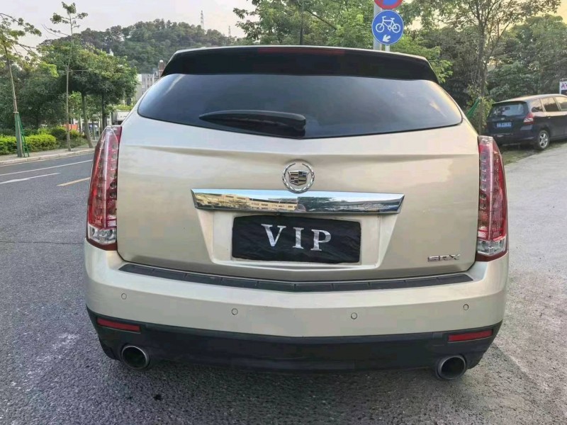 广州10年凯迪拉克SRX6