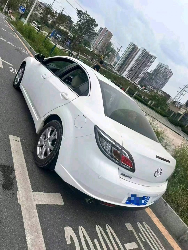 達州14年馬自達睿翼4