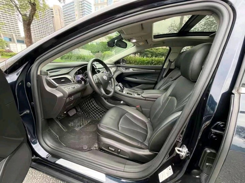 汕头20年别克君越4