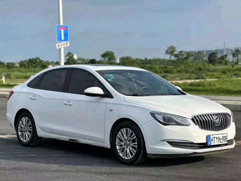 汕头16年别克英朗2