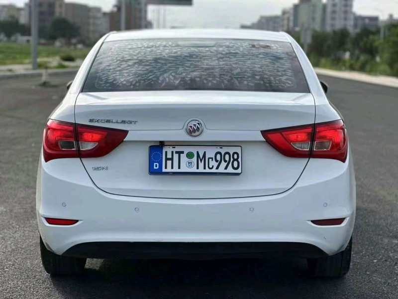 汕头16年别克英朗9