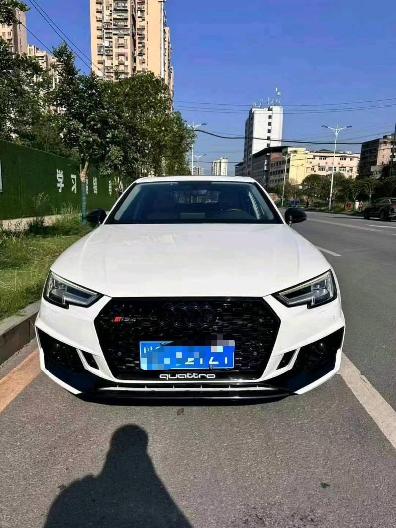 達州18年奧迪A4L1