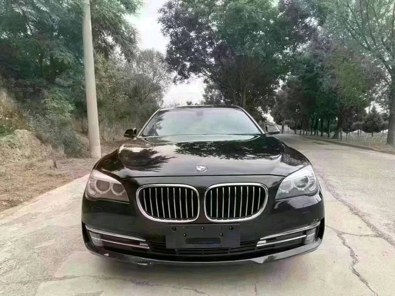 济南13年宝马7系1