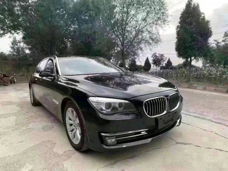 济南13年宝马7系2