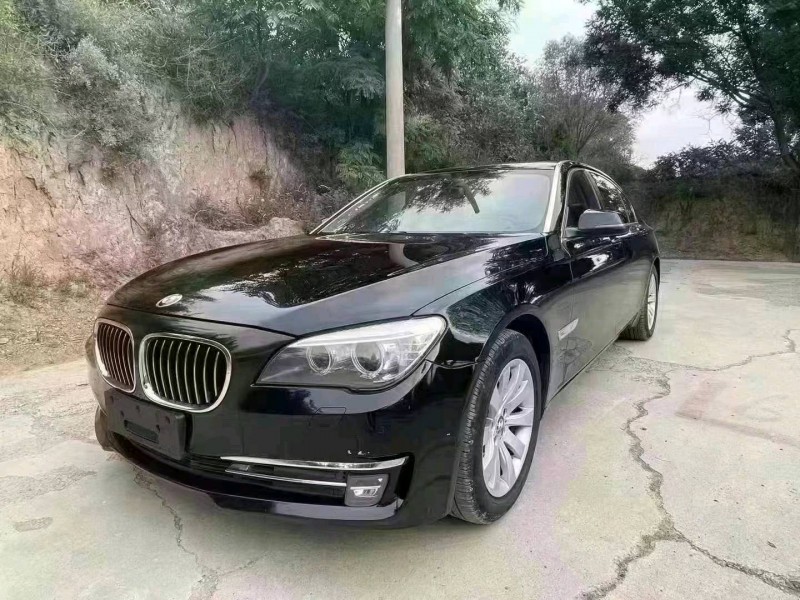 济南13年宝马7系3