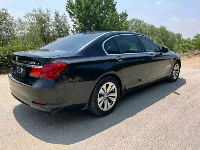 济南12年宝马7系4
